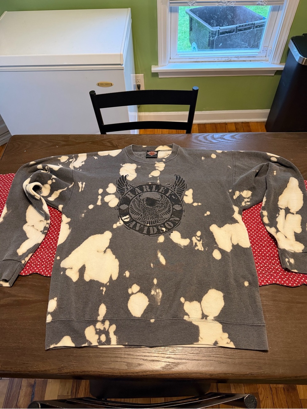 Harley-Davidson Black and Cream Bleach-Effect Crewneck Sweatshirt